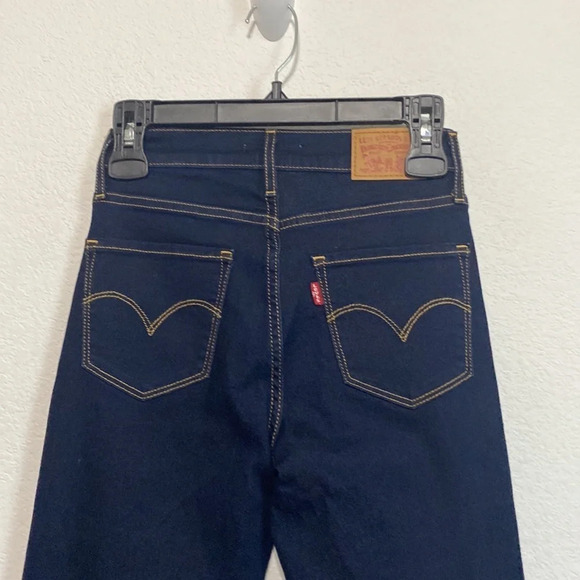 Levi's NWOT 724 High Rise Straight Leg Jeans Size 25 - Picture 14 of 15